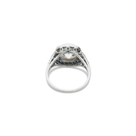 BAGUE BELLE ÉPOQUE DIAMANT DE 4.03 CARATS, DIAMANTS ET SAPHIRS - фото 3