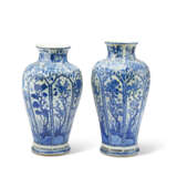TWO LARGE BLUE AND WHITE BALUSTER VASES - photo 1