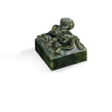 A SPINACH-GREEN JADE 'CHILONG' SEAL - photo 2