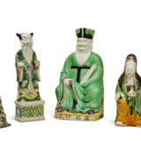 A GROUP OF FOUR FAMILLE VERTE BISCUIT FIGURES - photo 1