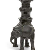 A BRONZE MODEL OF AN ELEPHANT AND VASE - photo 2