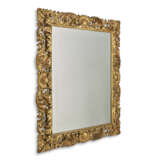 AN ITALIAN GILTWOOD PICTURE FRAME MIRROR - Foto 2