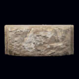 TWO GEORGE III WHITE MARBLE CHIMNEYPIECE TABLETS - photo 5