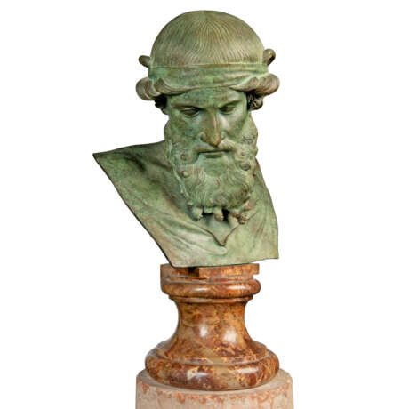 A NEAPOLITAN PATINATED-BRONZE BUST OF DIONYSOS - фото 4