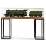 A 31⁄2 INCH GAUGE BRASS AND STEEL MODEL OF THE GREAT WESTERN RAILWAY 4-6-0 KING CLASS LOCOMOTIVE AND TENDER NO. 6000 'KING GEORGE V' - Foto 1