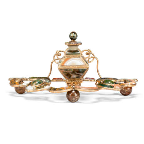 A GOLD-MOUNTED HARDSTONE INKSTAND - photo 3