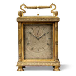 A VICTORIAN GILT-BRASS ENGLISH CARRIAGE CLOCK WITH CENTRE SECONDS 