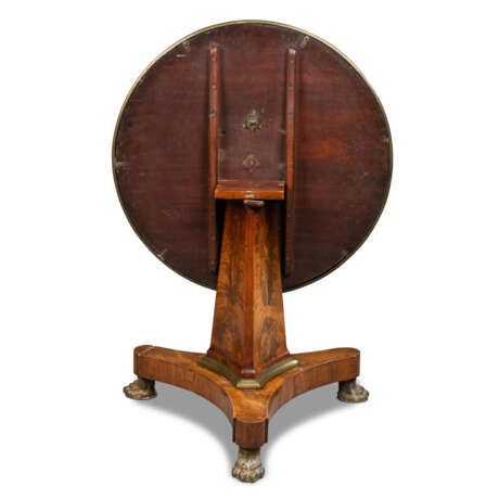 A GERMAN BRASS-MOUNTED MAHOGANY CENTRE TABLE - photo 4