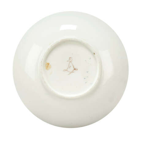 A SEVRES PORCELAIN BLEU NOUVEAU-GROUND CUP AND SAUCER (GOBELET CALABRE ET SOUCOUPE, 1ERE GRANDEUR) - photo 4