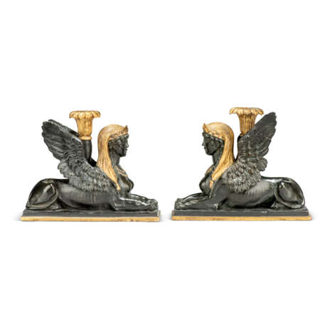 A PAIR OF REGENCY EBONISED AND PARCEL-GILT WOOD AND COMPOSITION MODELS OF SPHINXES - фото 2