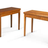 A NEAR PAIR OF FOLD OVER TABLES - Foto 1
