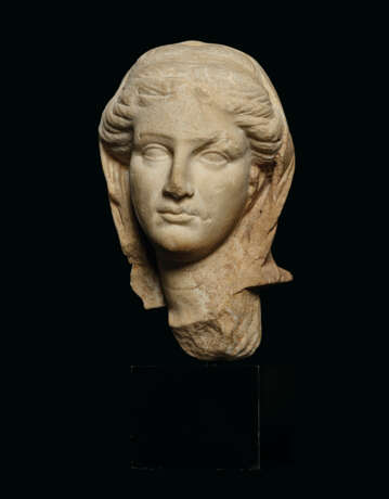 A ROMAN MARBLE VEILED FEMALE HEAD - photo 1