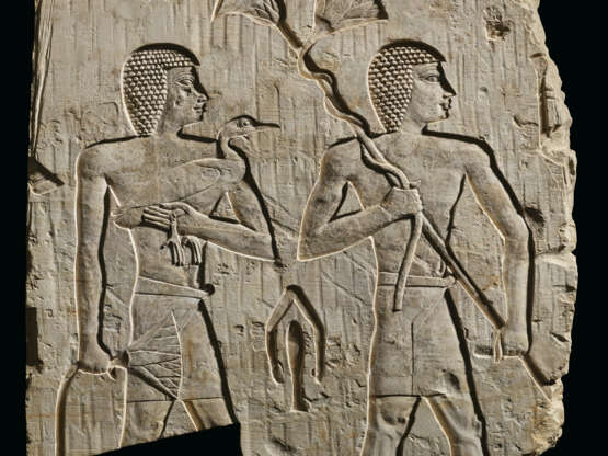 AN EGYPTIAN LIMESTONE RELIEF - photo 8