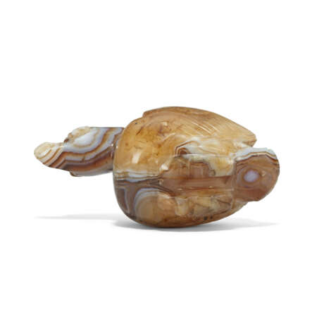 AN ELAMITE BANDED AGATE DUCK - photo 3