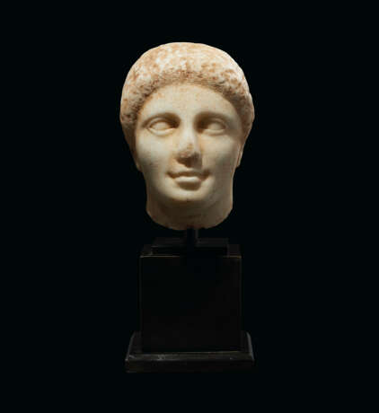 A GREEK MARBLE HEAD OF A YOUTH - photo 2