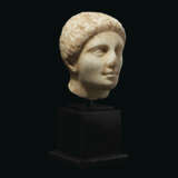 A GREEK MARBLE HEAD OF A YOUTH - photo 3