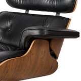 RAY & CHARLES EAMES "Lounge Chair mit Ottomane" - Foto 6