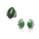 SET OF JADEITE AND DIAMOND JEWELLERY - Foto 1