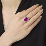 RUBY AND DIAMOND RING - Foto 3