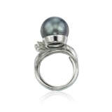 TWO CULTURED PEARL AND DIAMOND RING - photo 2