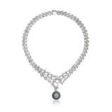 CULTURED PEARL AND DIAMOND PENDENT NECKLACE - Foto 3