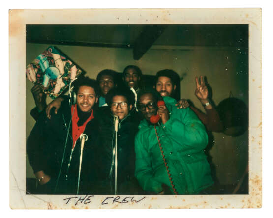 THE CREW: MIKE MIKE WITH THE LIGHTS, CLARK KENT, COKE LA ROCK, DJ KOOL HERC AND TWO FRIENDS, STAFFORD’S PLACE, UNIVERSITY AVENUE, BRONX, NY - фото 1