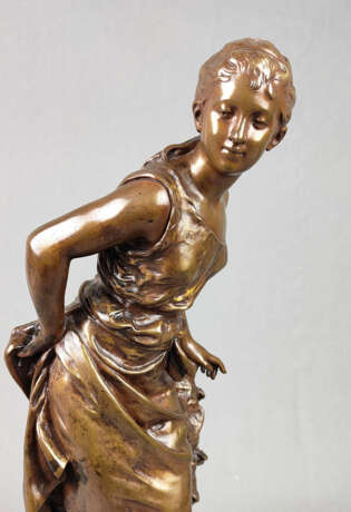 weibliche Bronzeskulptur - Moreau, Mathurin - photo 4