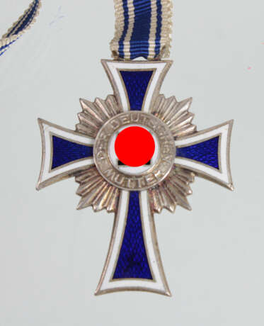 Mutterkreuz in Silber am Band - Foto 1