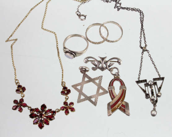 Posten antiker Modeschmuck - photo 1