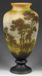 Große Jugendstil-Vase mit "Paysage"-Dekor von Emile Gallé