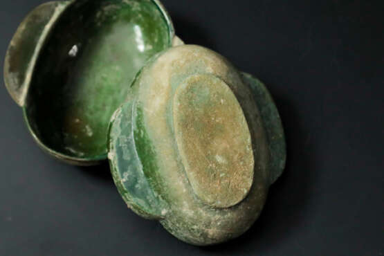 A PAIR OF EAR CUP OF HAN DYNASTY（BC206-220) - Foto 2