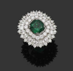 Glamouröser Juwelenring mit Sambia-Smaragd und Diamanten