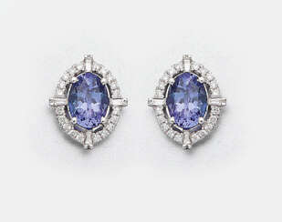 Paar elegante Tansanit-Diamantohrringe