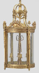 Monumentale Deckenampel im Louis XVI-Stil