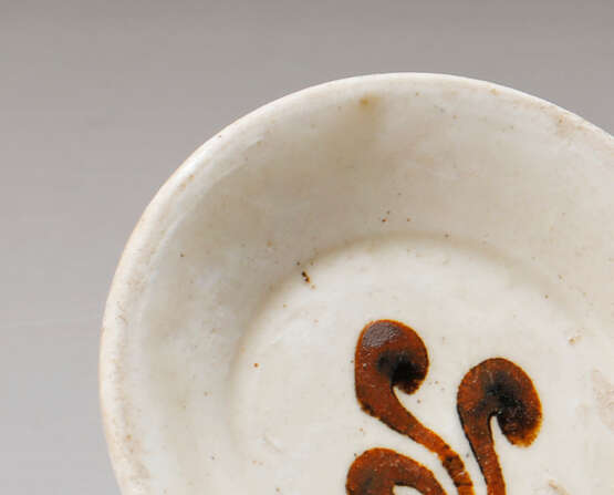 A DANGYANGYU KILN PLATE OF THE NORTHERN SONG DYNASTY - Foto 6
