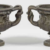 Paar Bronze-Warwickvasen - photo 1