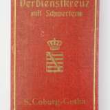 Sachsen-Coburg-Gotha: Sachsen Ernestinischer Hausorden, Verdienstkreuz mit Schwertern Etui. - photo 1