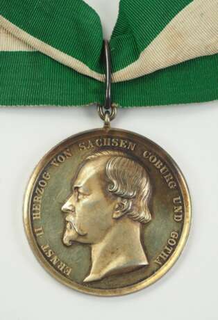 Sachsen-Coburg-Gotha: Herzog Ernst-Medaille, in Gold. - photo 1