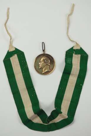 Sachsen-Coburg-Gotha: Herzog Ernst-Medaille, in Gold. - photo 4