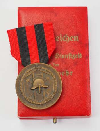 Württemberg: Feuerwehrdienst-Ehrenzeichen (1919-36), im Etui. - photo 1