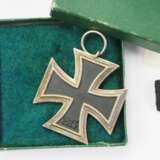 Eisernes Kreuz, 1939, 2. Klasse, im Etui. - Foto 4