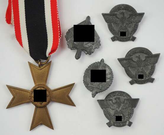 Kriegsverdienstkreuz, 2. Klasse ohne Schwerter. - photo 1