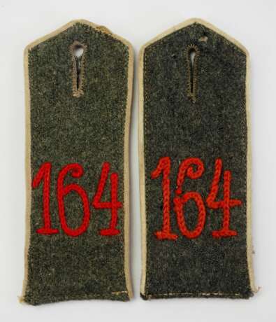 Deutsches Reich: 2 Schulterstücke 4. Hannoversches Infanterie-Regiment Nr. 164. - фото 1