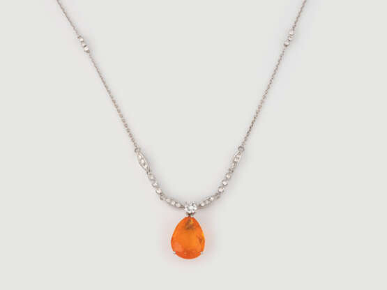 COLLIER - Foto 1