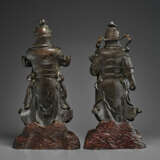 A PAIR OF BRONZE GUARDIAN FIGURES - фото 4