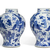 A RARE PAIR OF BLUE AND WHITE `HUNDRED BOYS` JARS - photo 2