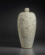 Cizhou Keramik. A RARE LARGE CIZHOU SGRAFIATTO VASE, MEIPING