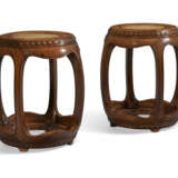 A VERY RARE PAIR OF HUANGHUALI DRUM STOOLS - фото 3