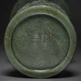 A RARE AND SUPERB PAIR OF FINELY CARVED GREEN JADE GU-FORM VASES - photo 10