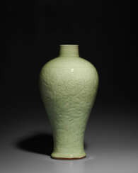 A LARGE CARVED LONGQUAN CELADON VASE, MEIPING
